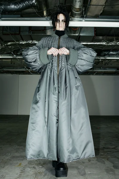 Look 14